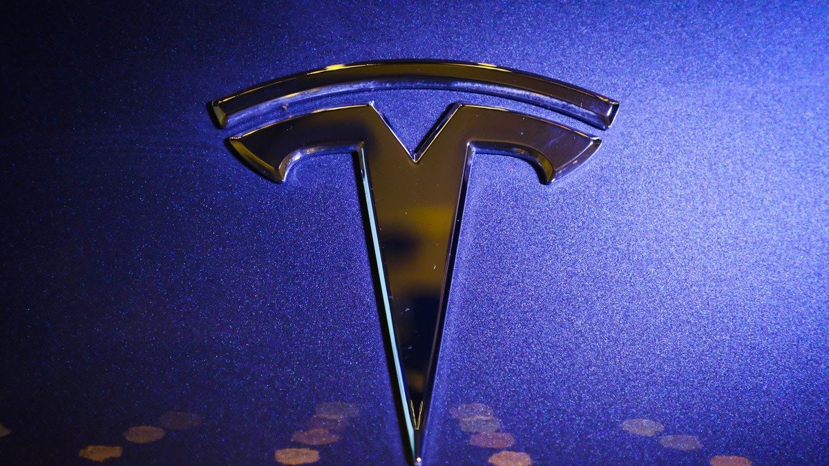 Tesla TSLA Price Target Raised to $010 at Argus Research