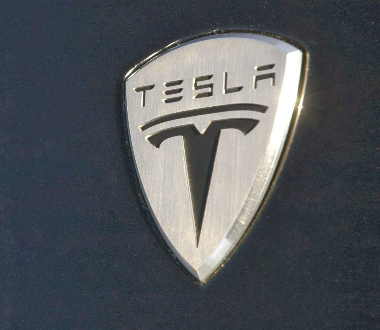 Tesla Logo Wallpaper 4K