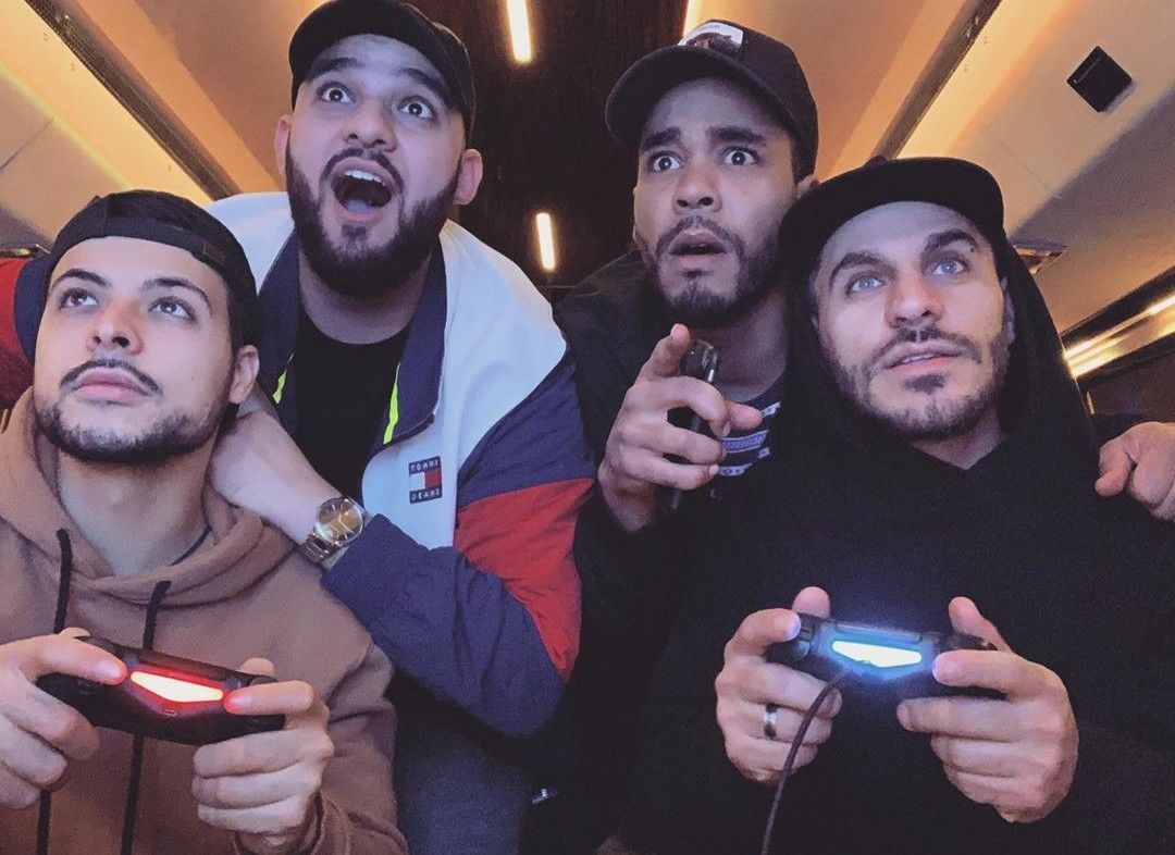 Berywam ideas. i kings, iphone wallpaper yellow, shooting video