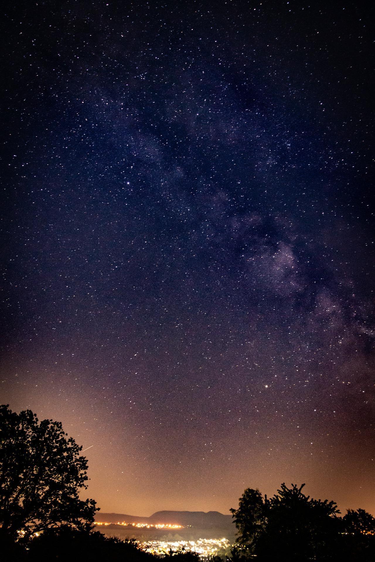 HD Night Sky Mobile Wallpaper for Android