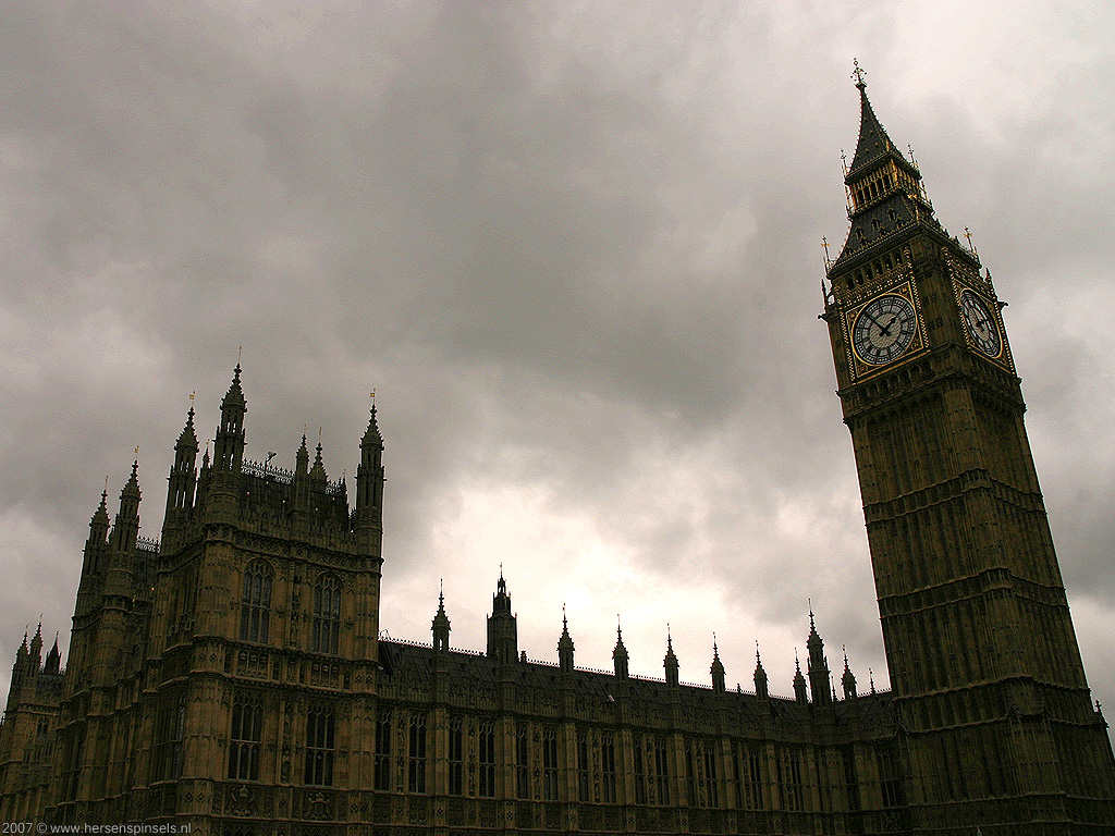 Wallpaper: 'Westminster Palace & Big Ben' Houses of Parliament & Big Ben in London as seen from Westminster Bridge. Westminster Palace, originally built in the eleventh century