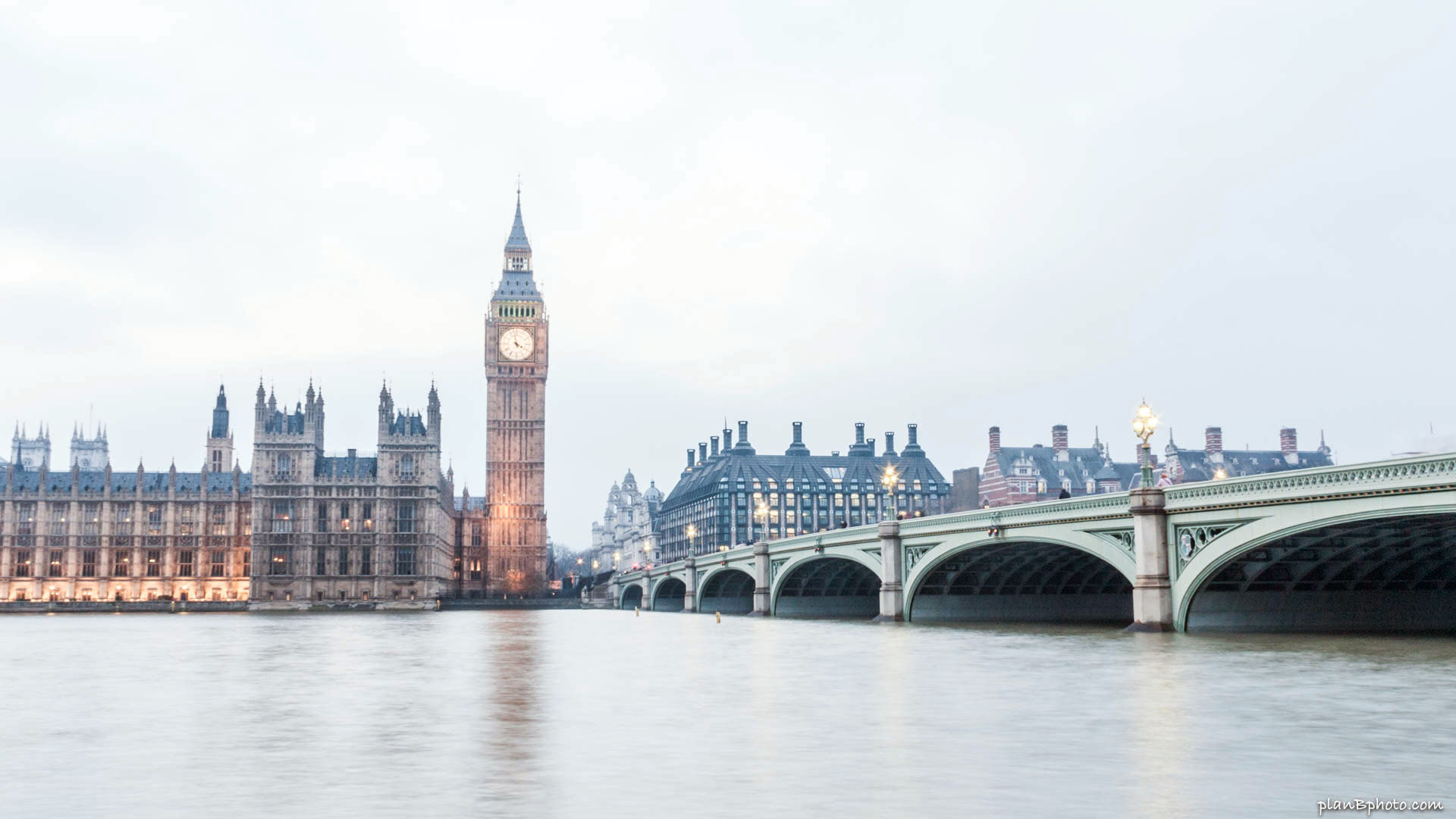 Big Ben and Elizabeth Tower in photo, London, UK