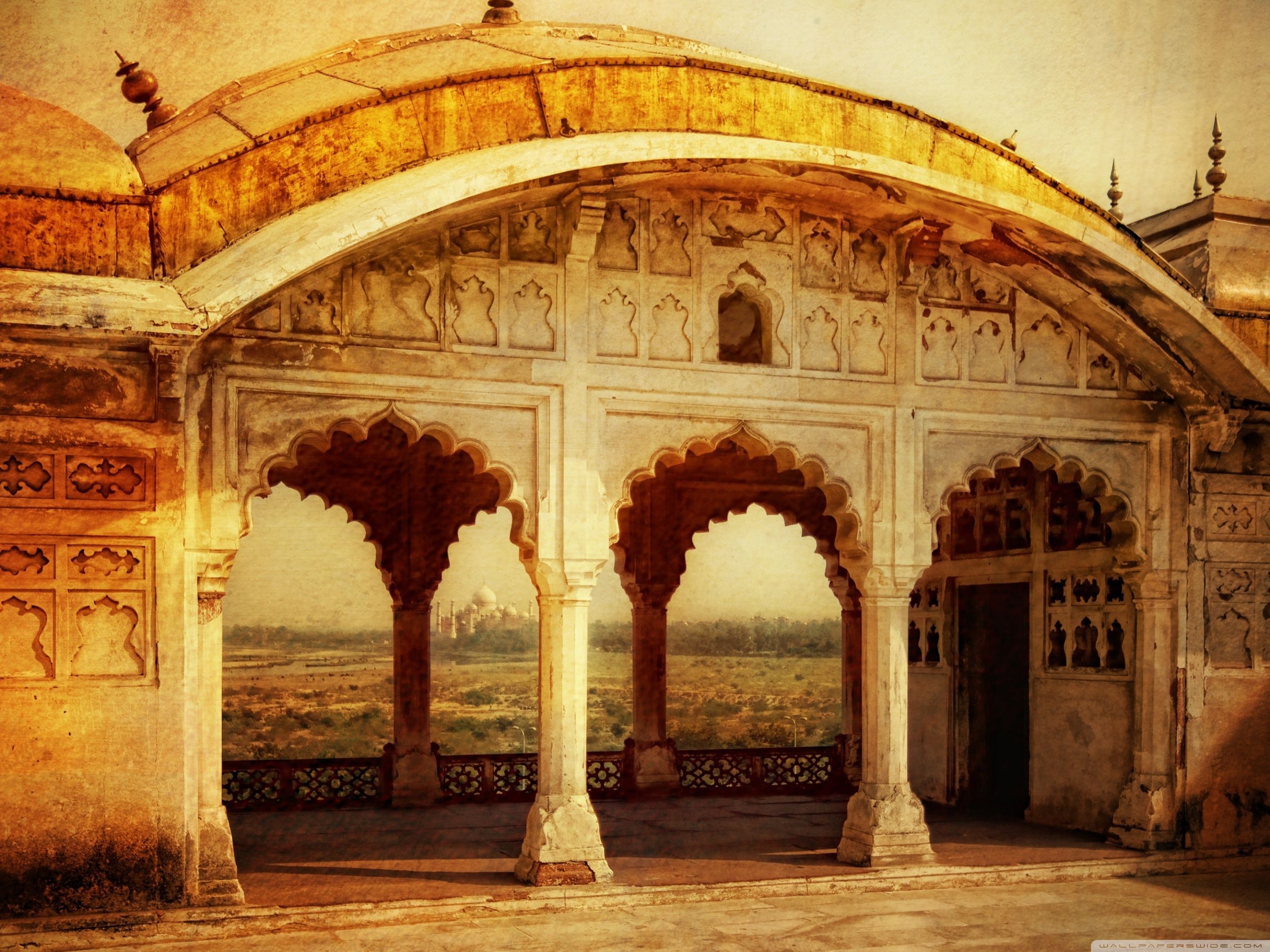 Old Palace Wallpaper