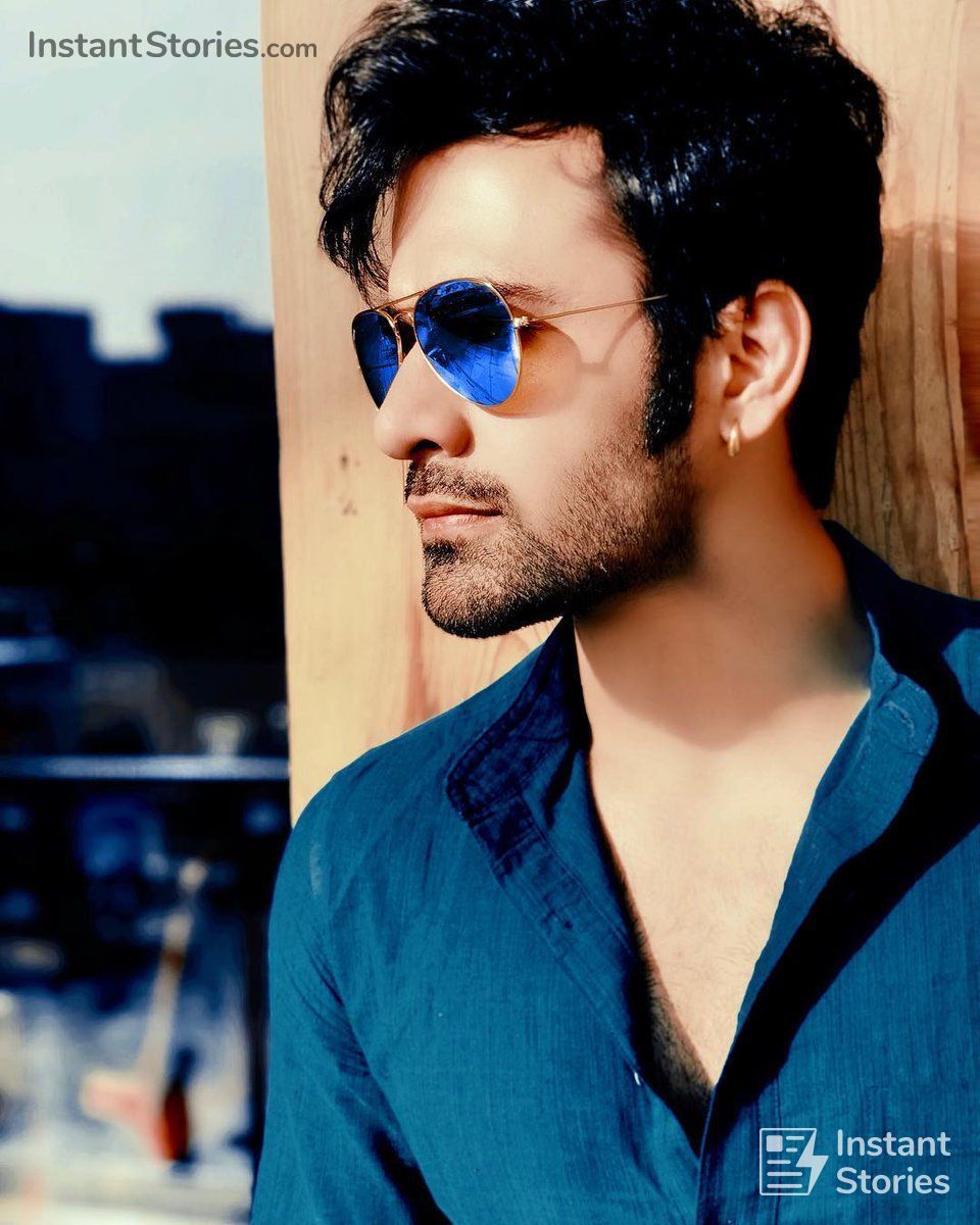 Pearl V Puri Latest Hot Image. The image are in high quality (1080p, 4k) to download and use them as wall. Photography poses for men, Handsome actors, Tv actors
