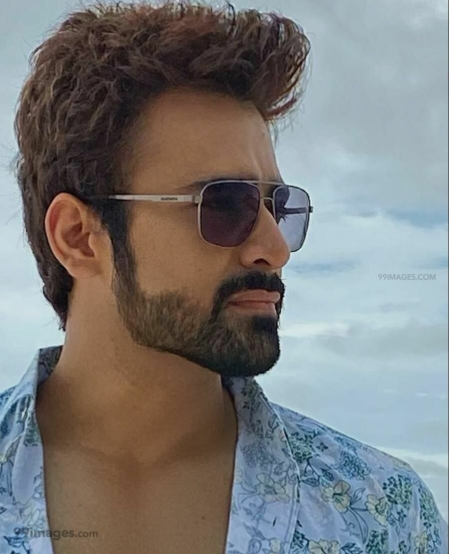 Pearl V Puri HD Wallpaper (Desktop Background / Android / iPhone) (1080p, 4k) (900x1111) (2021)