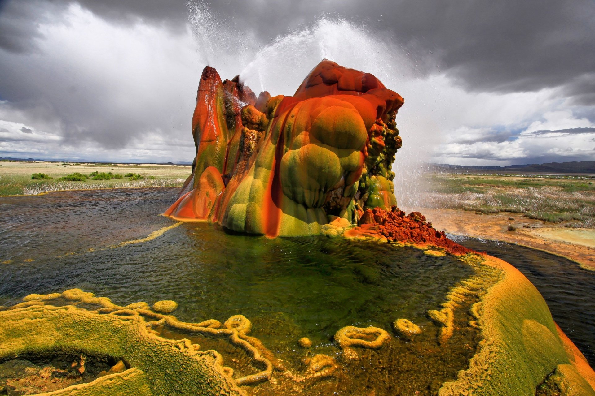Fly Geyser HD Wallpaper and Background Image