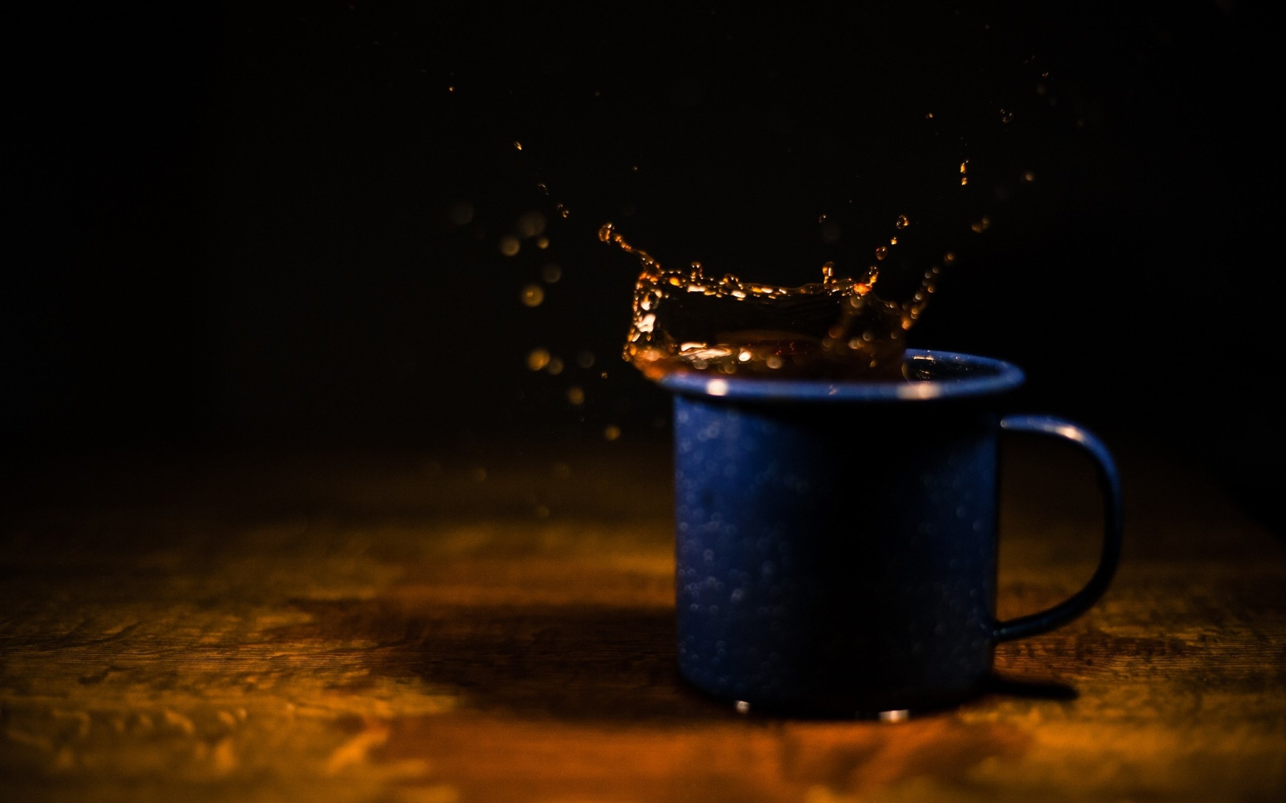 Coffee Cup Splash