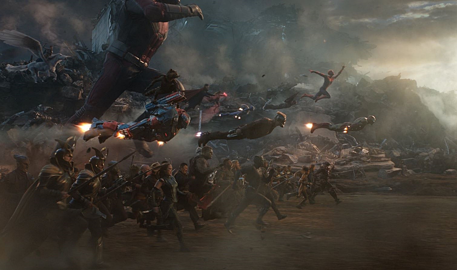 VFX Image From AVENGERS: ENDGAME Show Giant Ant Man, Cap And More In Action