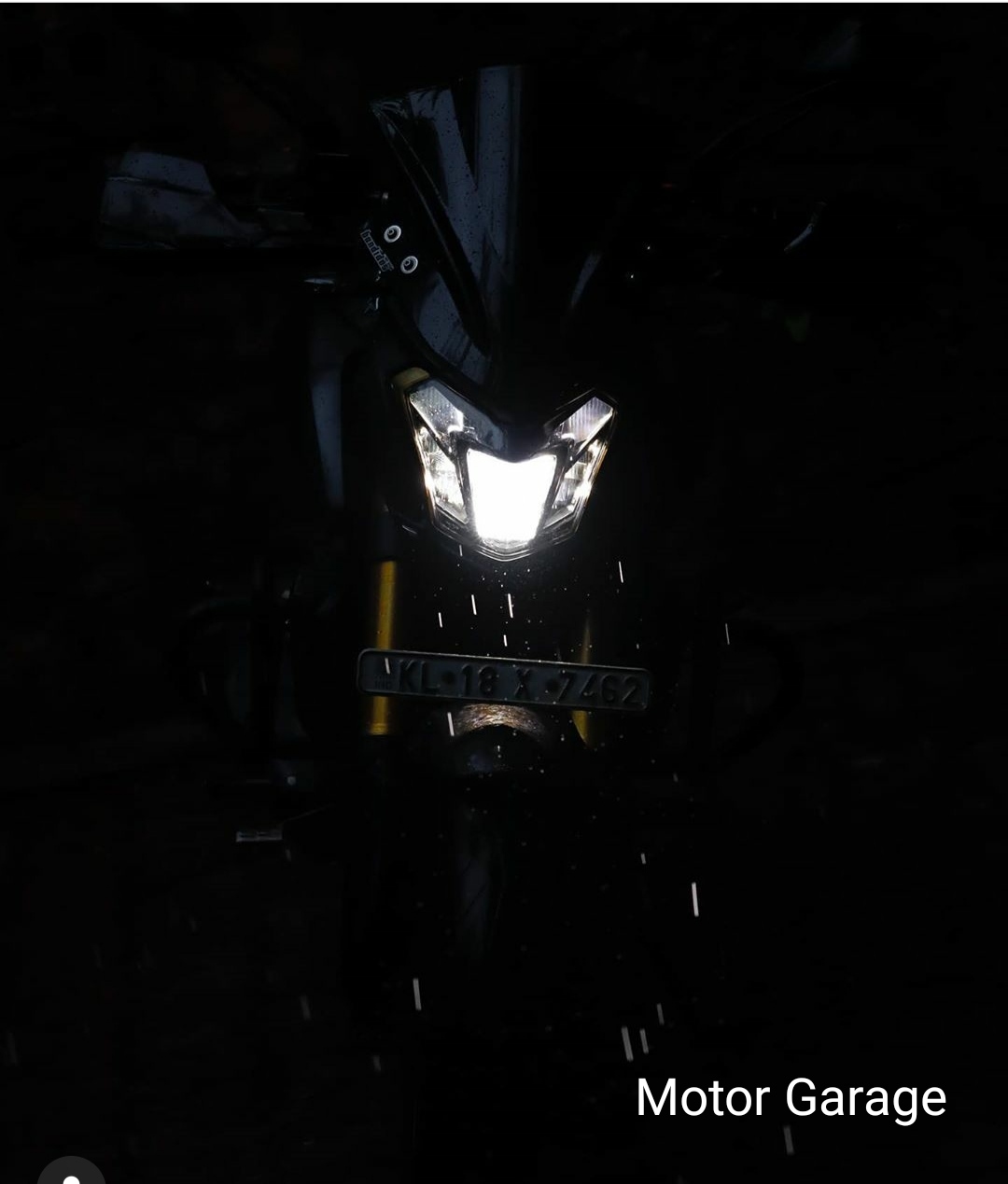 Bajaj Dominar 250 Full Details- Price, Engine, Power, Torque, Specs, Image