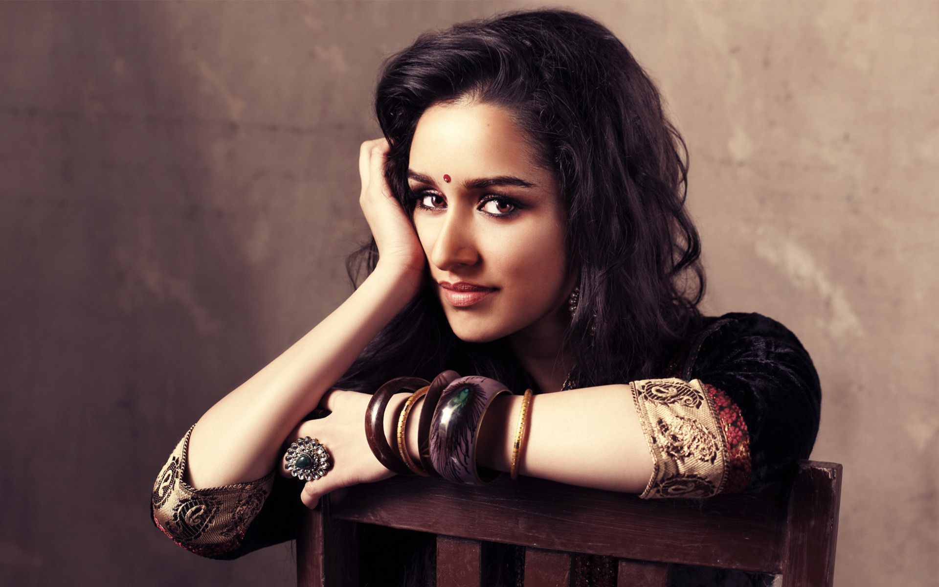 Shraddha Kapoor Desktop Wallpaper Free Shraddha Kapoor Desktop Background