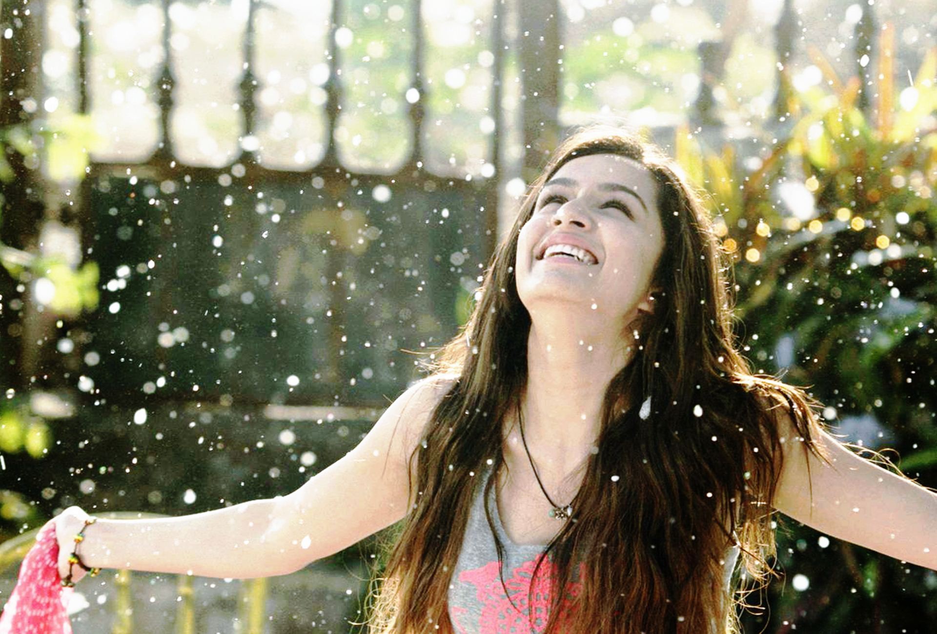 Free download Cute Smile Shraddha Kapoor in Ek Villain Wallpaper1 [1920x1300] for your Desktop, Mobile & Tablet. Explore Shraddha Kapoor Cute HD Wallpaper. Shraddha Kapoor Cute HD Wallpaper, Shraddha