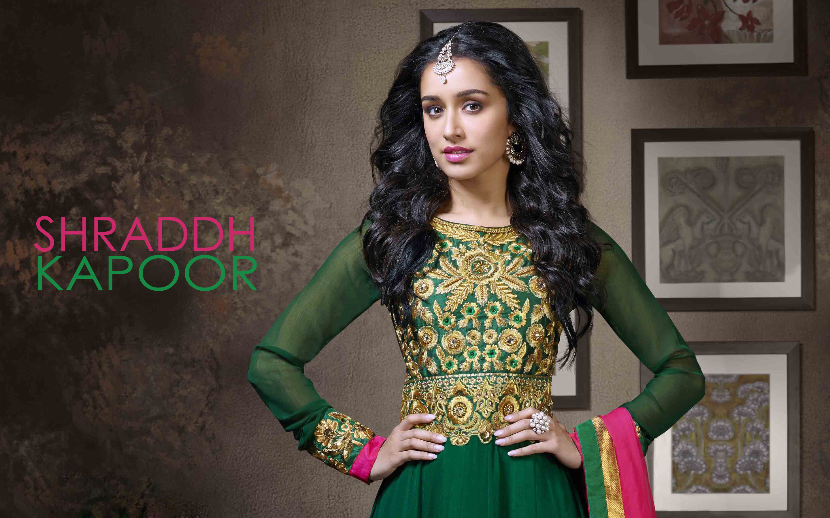 Shraddha Kapoor Full Photo HD