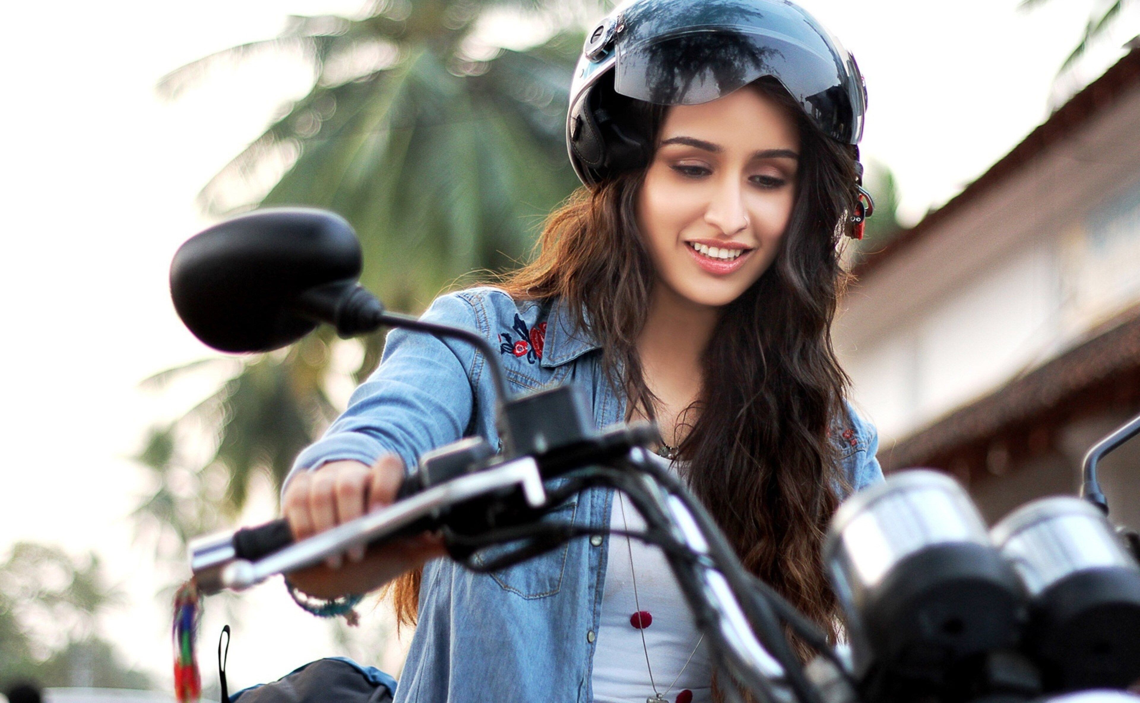shraddha kapoor 4k HD computer wallpaper widescreen. Ek villain, Shraddha kapoor, Bikini photo