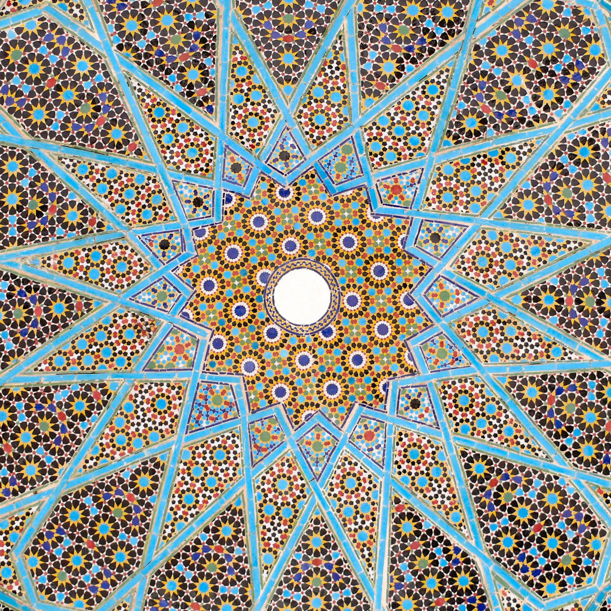 Tomb Of Hafez iPad Air Wallpaper Free Download