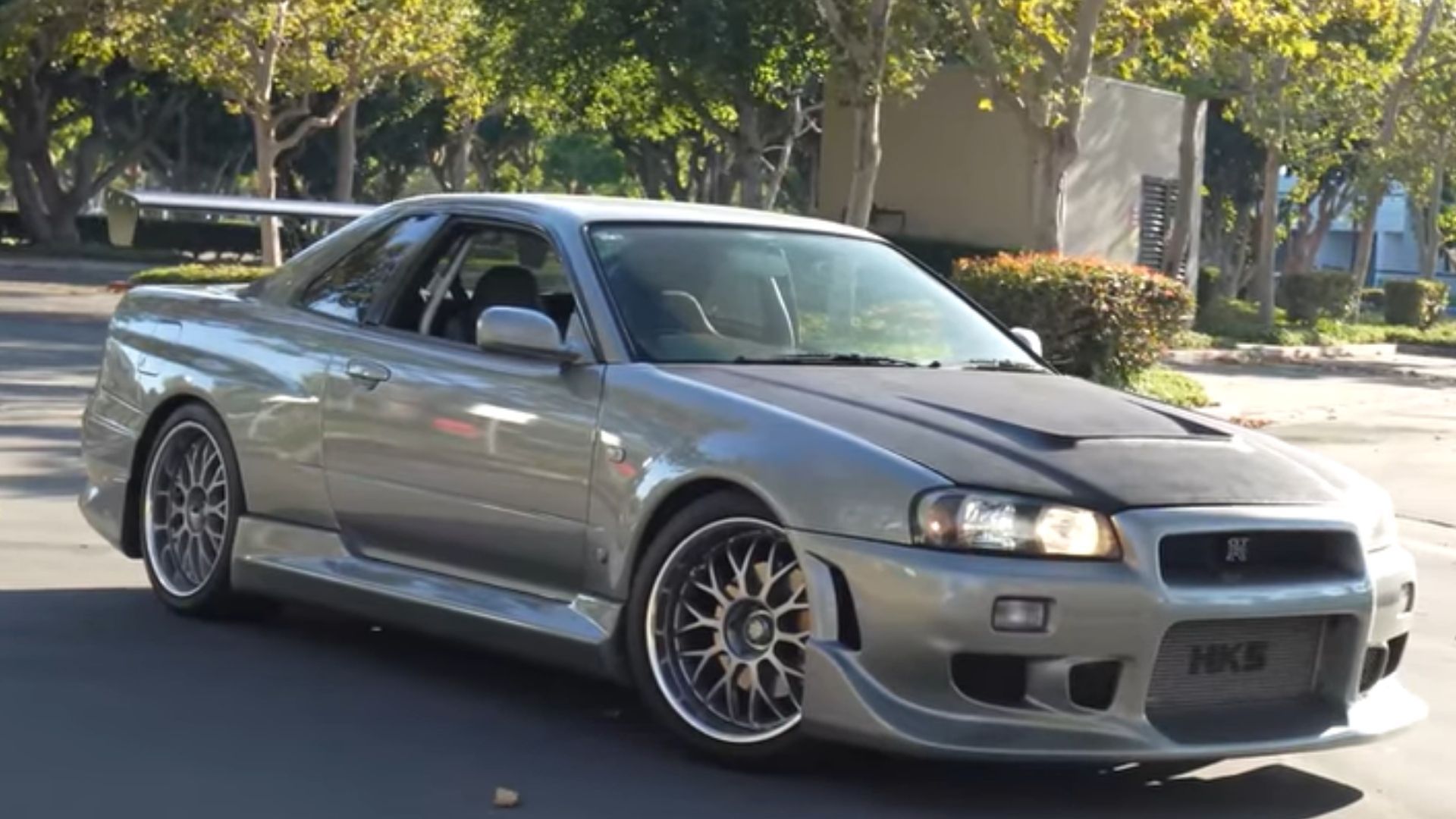 Get A Thorough Tour Of Paul Walker's Nissan Skyline R34 GT R