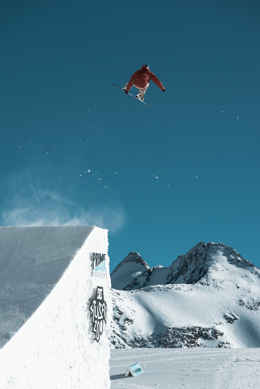 Snowboard Picture [HD]. Download Free Image