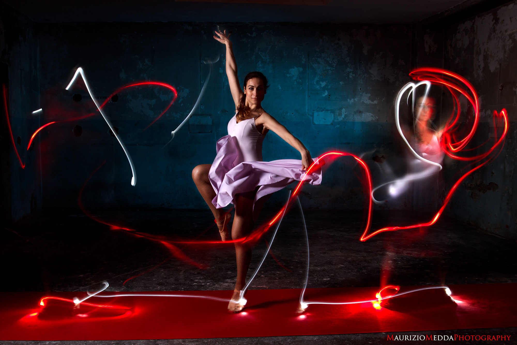 Wallpaper, Studio, lights, ballerina, Flash, dancer 2000x1333