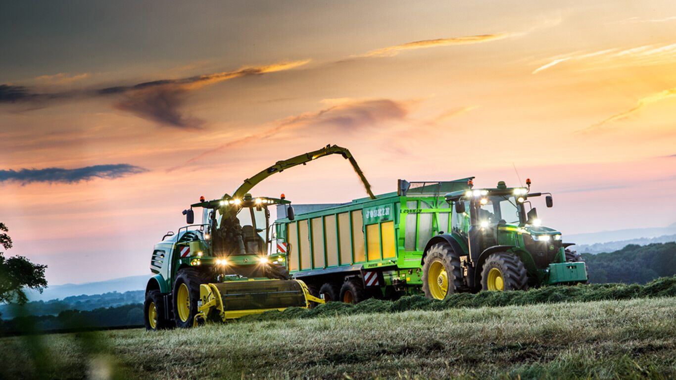 Farmers are hacking their tractors so they can actually fix them - CNET