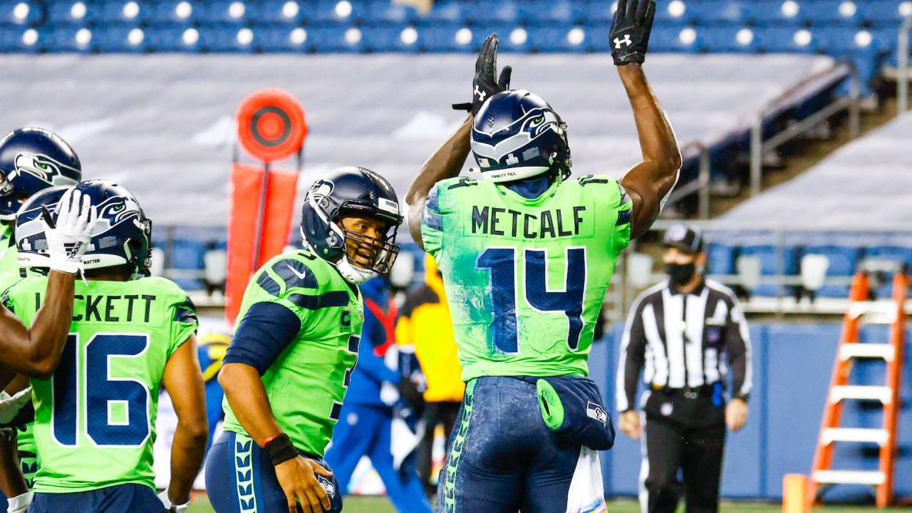 Wilson To Metcalf Connection Leads The Way In Thrilling Seahawks Comeback
