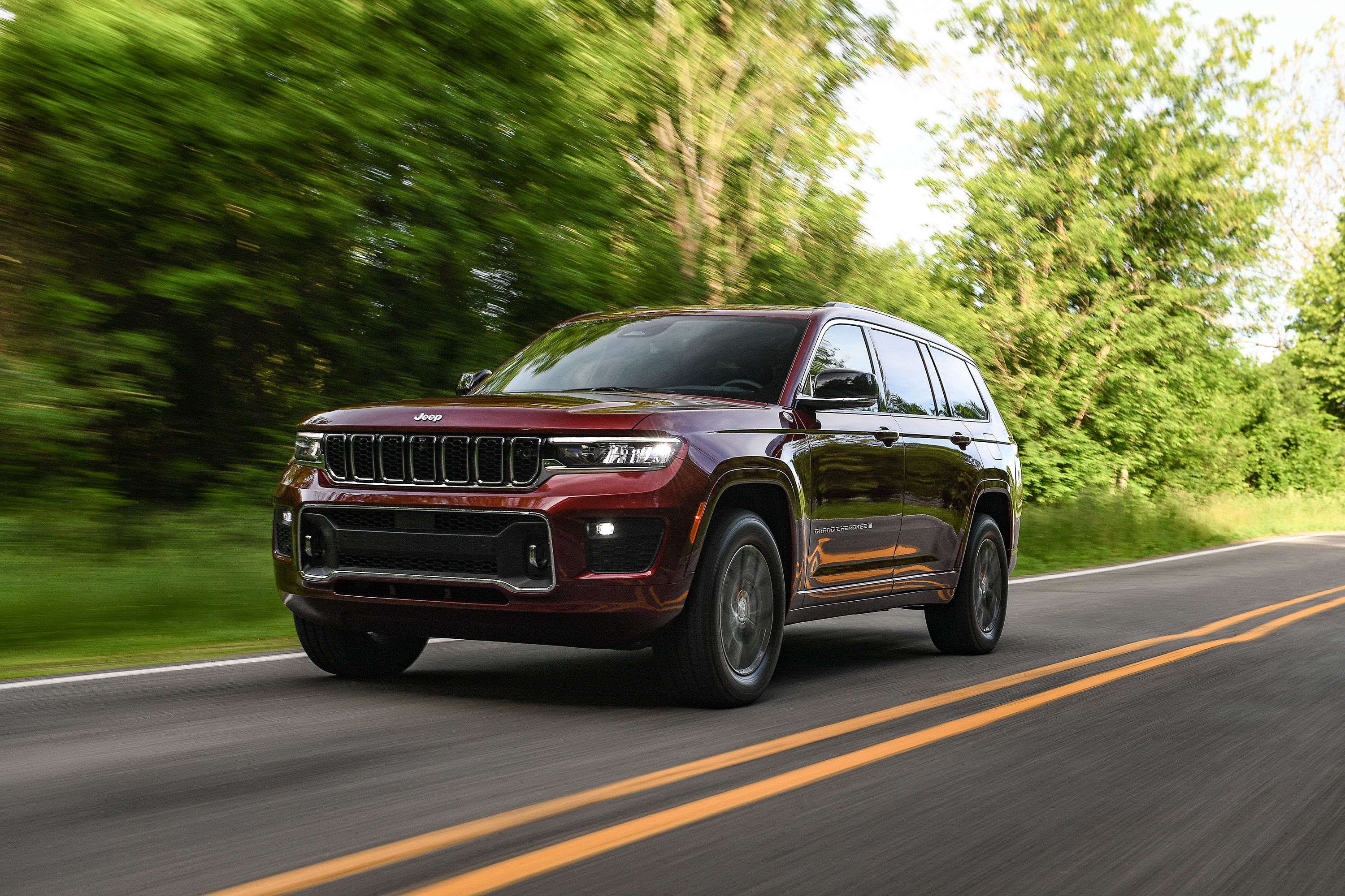 Jeep Grand Cherokee L Remains True to Form