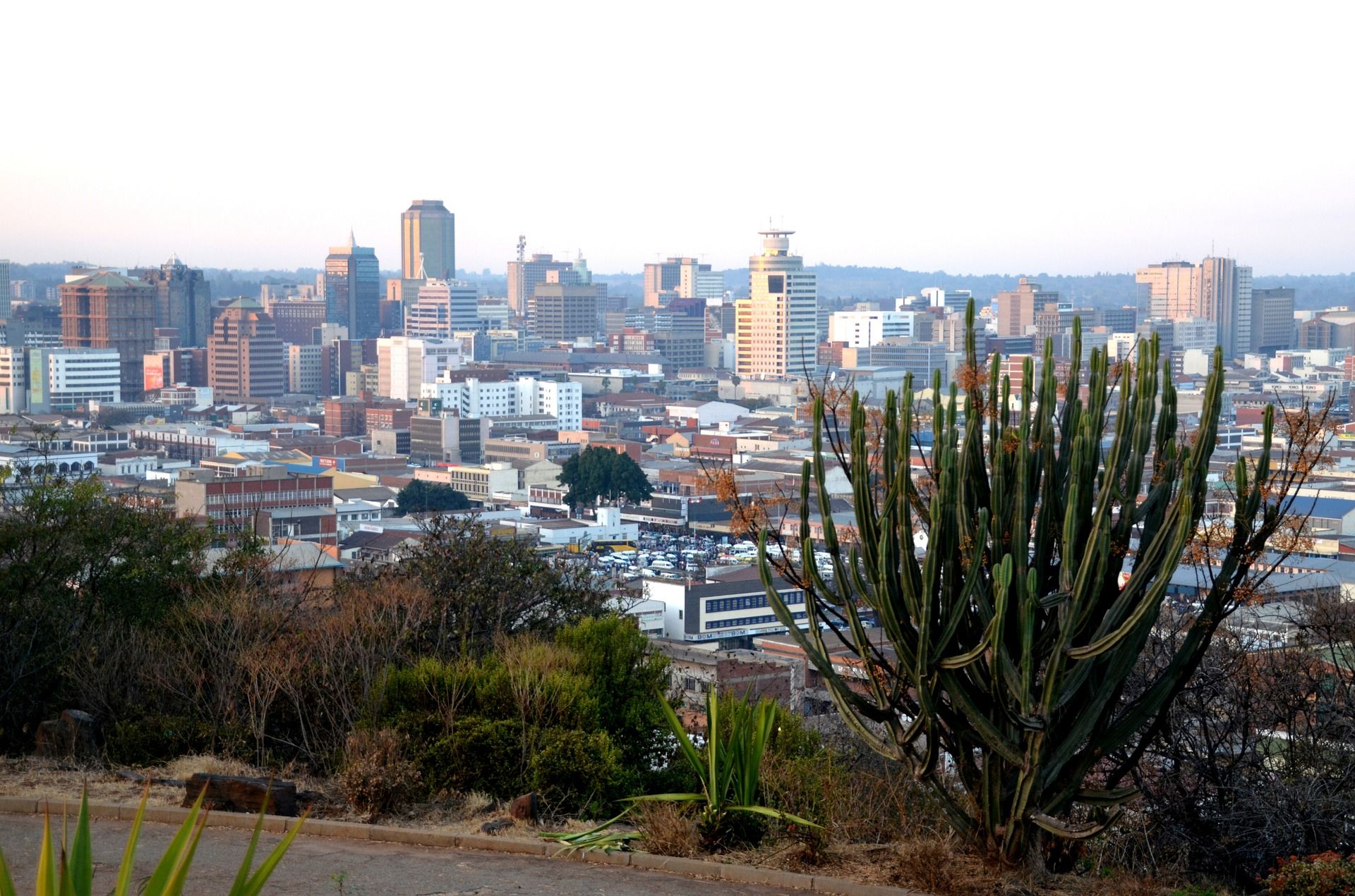 Harare Zimbabwe Harare is the largest city in Zimbabwe. Best cities, Harare, Victoria falls