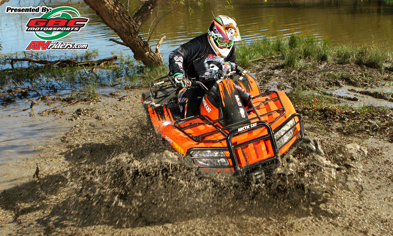 Arctic Cat Mud Pro 700 4x4 Utility ATV Mud