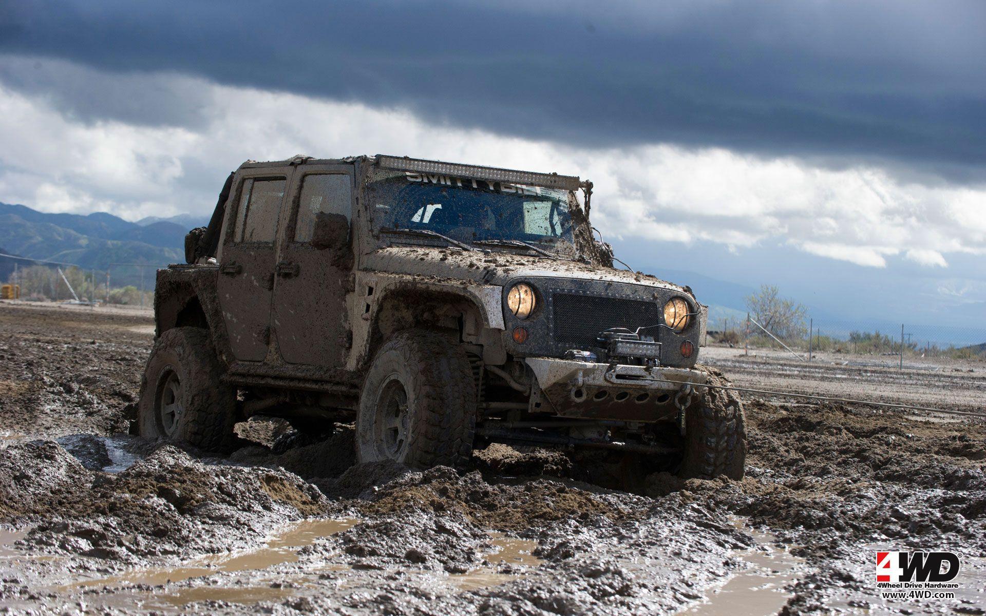 Mudding Wallpaper Jeep