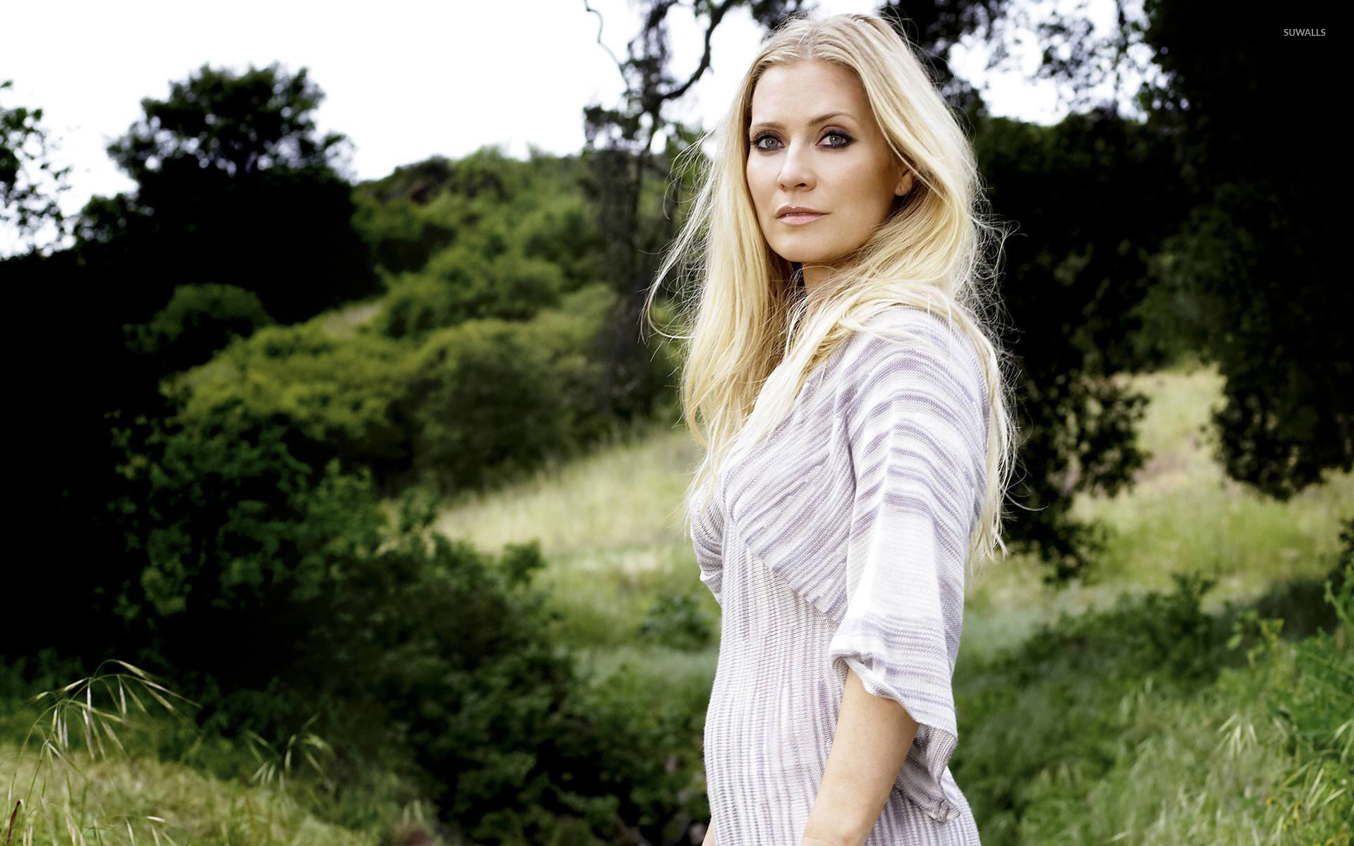 Emily Procter wallpapers.