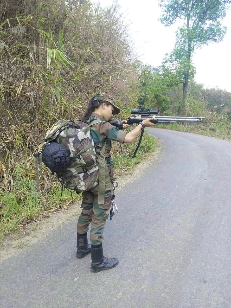 Soldier Girlfriend Wallpaper