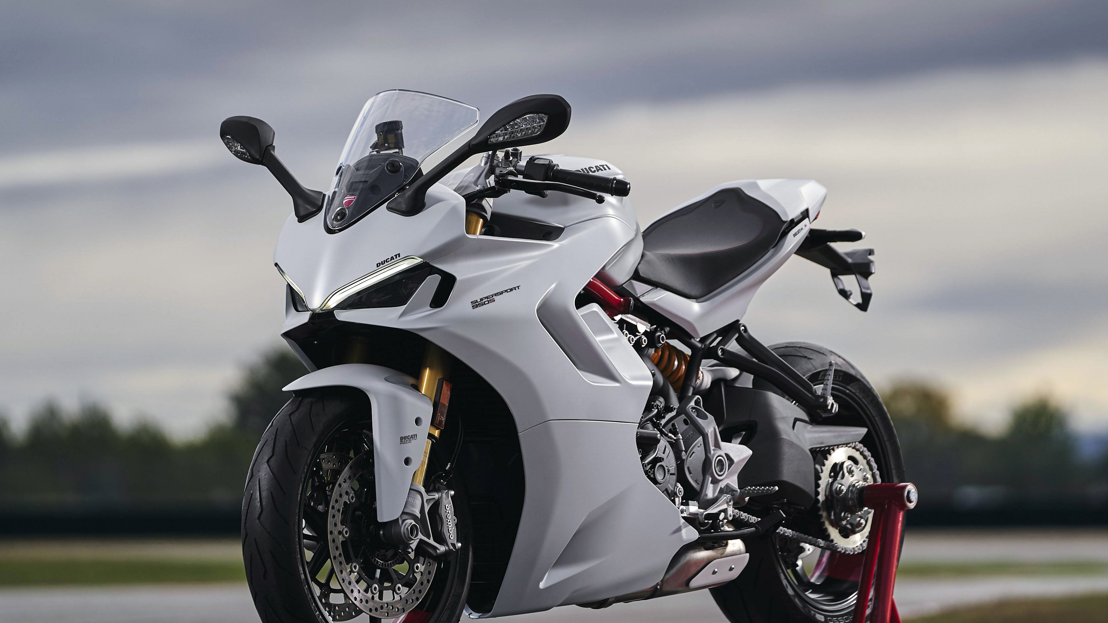 sports bikes wallpapers for desktop