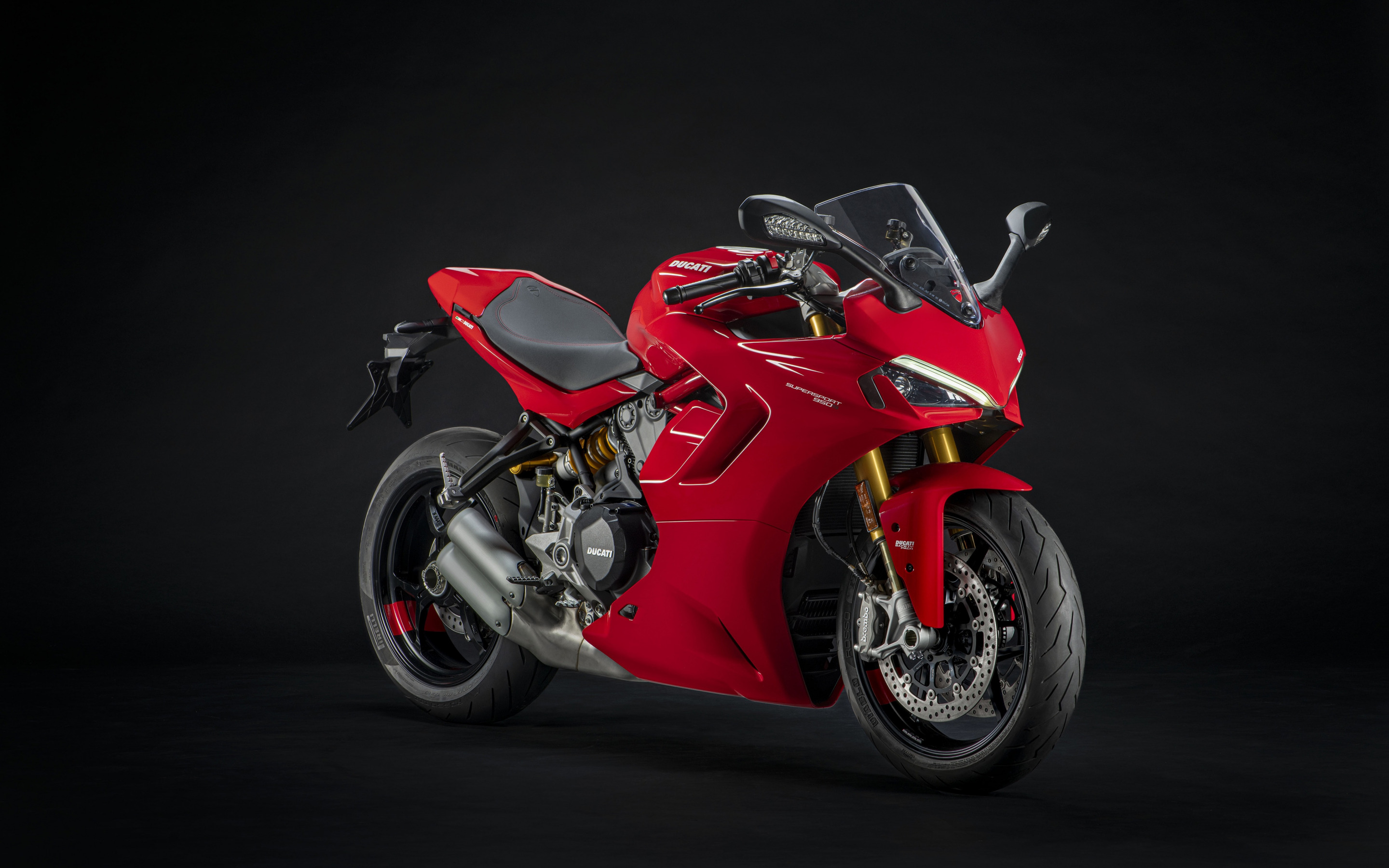 Download wallpaper Ducati SuperSport 950, 2021, front view, exterior, new red SuperSport 950, superbike, Italian sports bikes, Ducati for desktop with resolution 2880x1800. High Quality HD picture wallpaper
