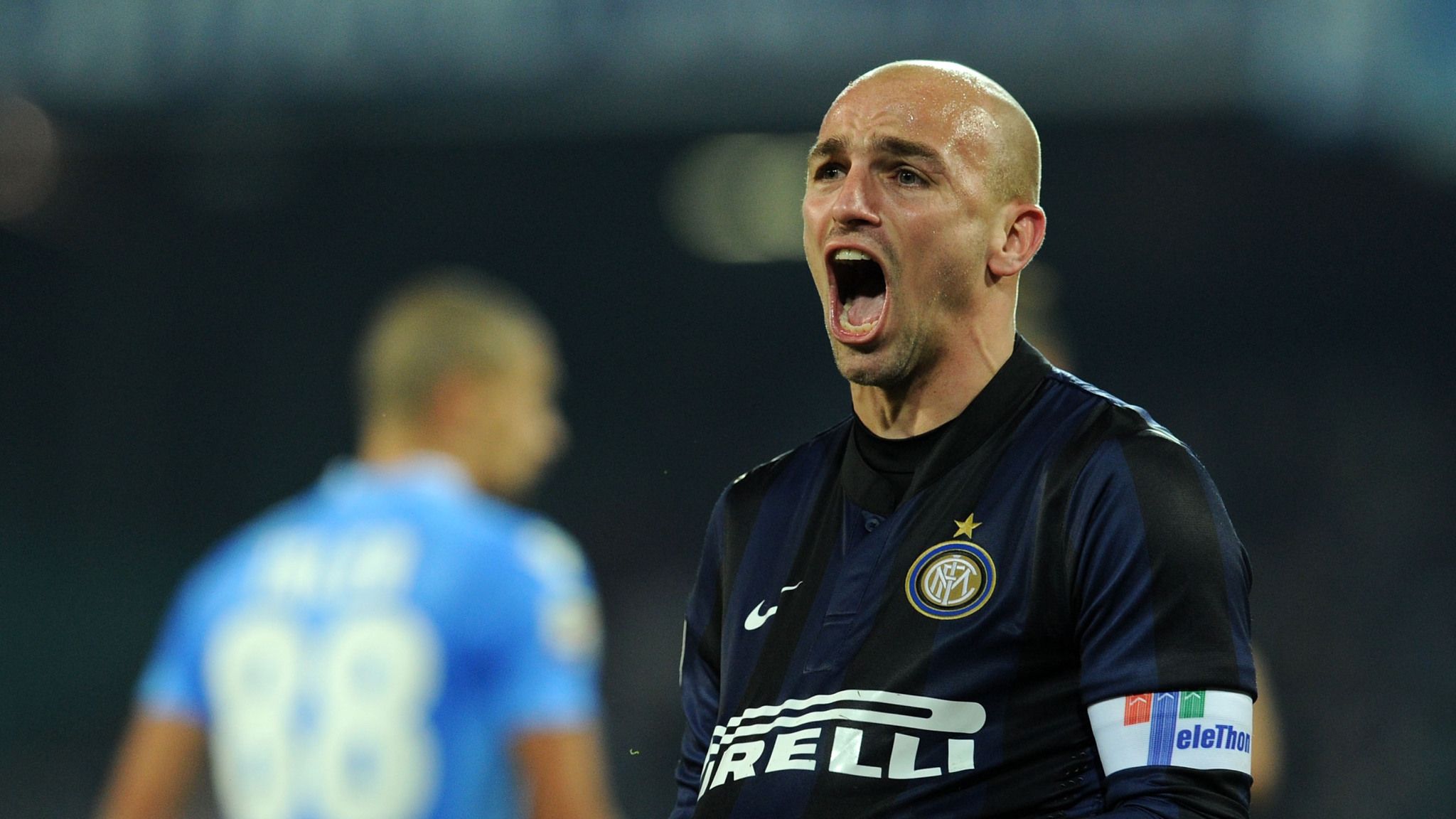 Transfer news: Leicester City still hopeful of deal to sign Esteban Cambiasso