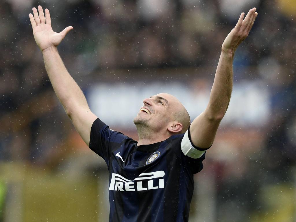 Premier League News Football: Leicester Sign Ex Inter Star Cambiasso
