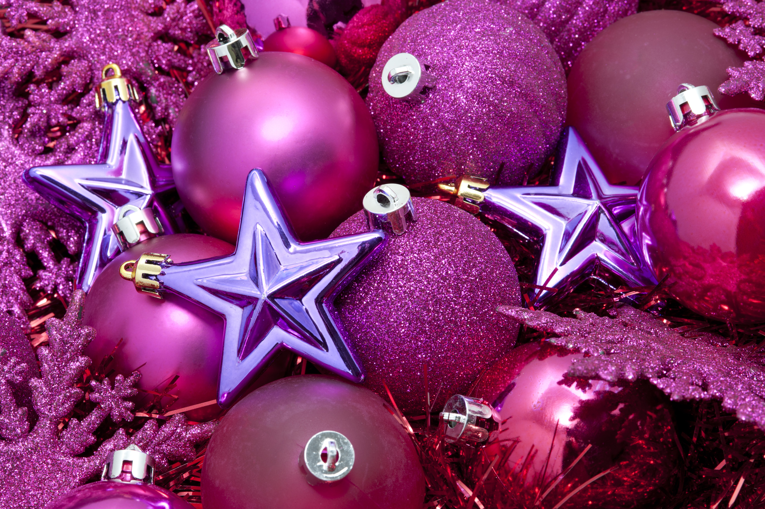 Free 6824 Pink and purple Christmas