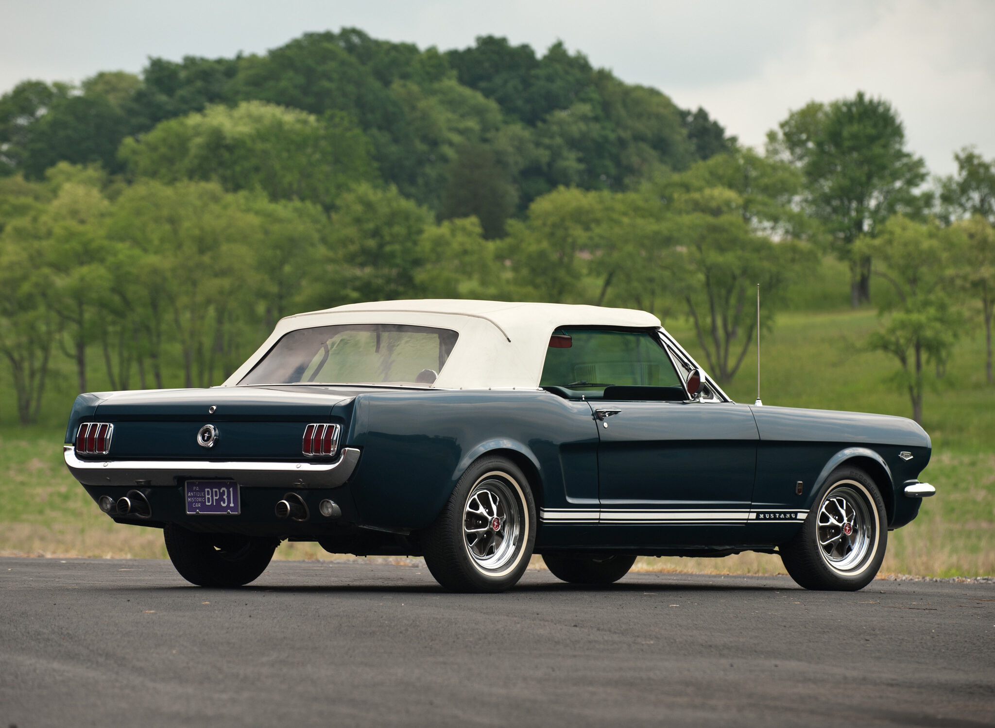 Ford Mustang GT Wallpaper