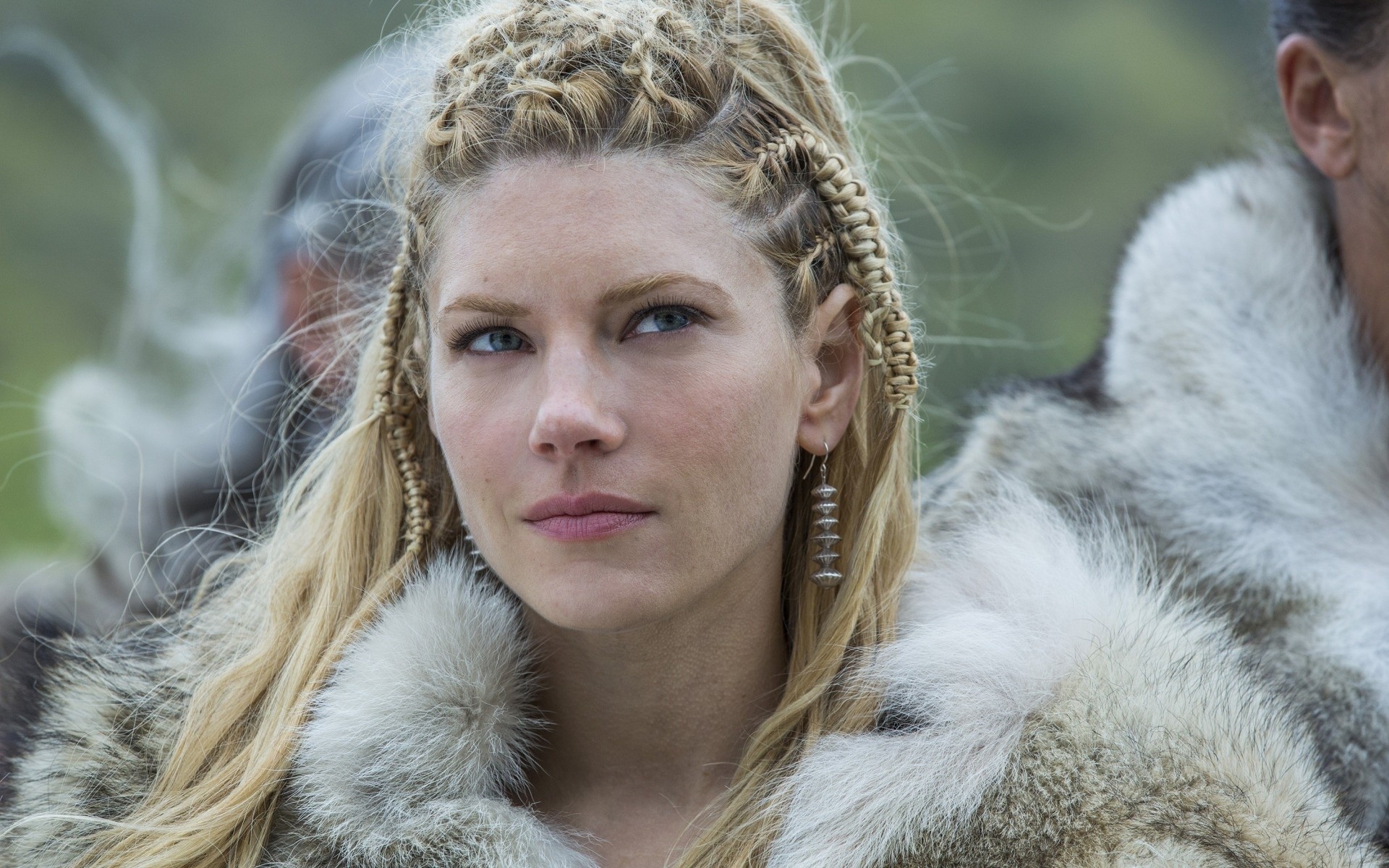 Wallpaper, face, women, Katheryn Winnick, hair, Lagertha Lothbrok, Vikings TV series, textile, fur clothing 1920x1200