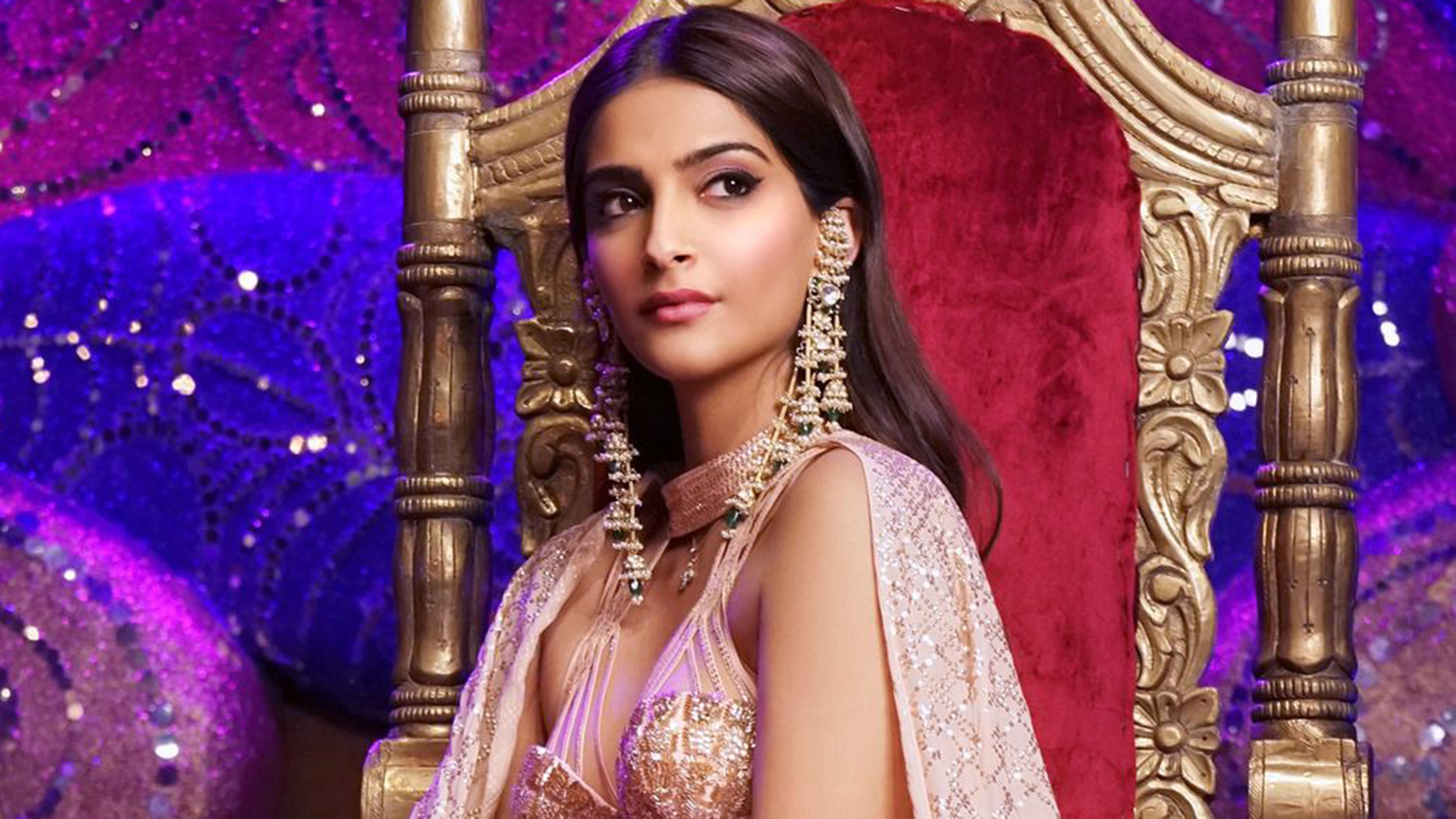 How to get Sonam Kapoor Ahuja's sultry 'Veere Di Wedding' sangeet look
