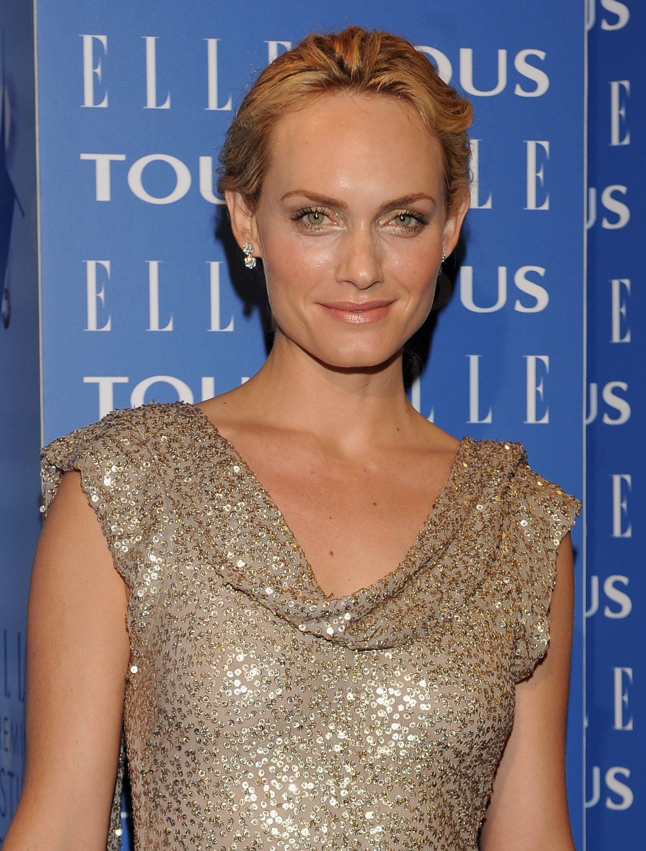Amber Valletta wallpaper. Best Amber Valletta picture. Amber valletta, Hollywood girls, Height and weight