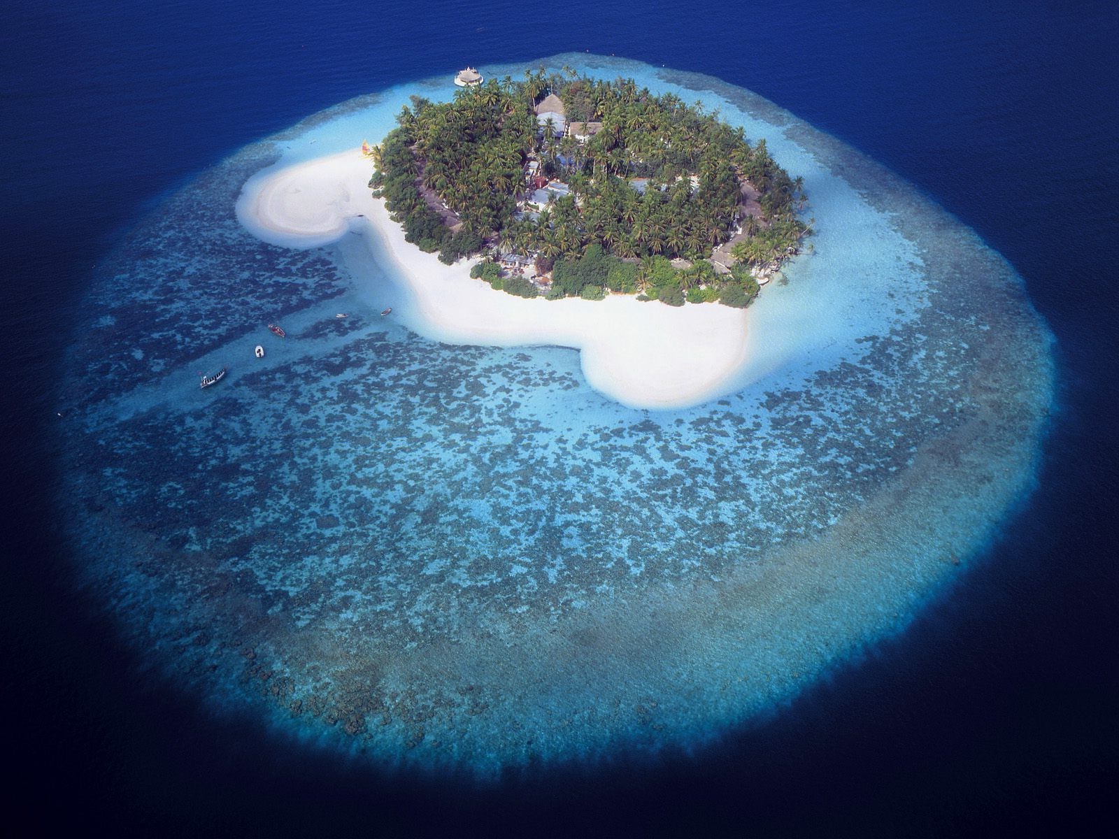 nature, Landscape, Island, Blue, Deserted Island Wallpaper HD / Desktop and Mobile Background