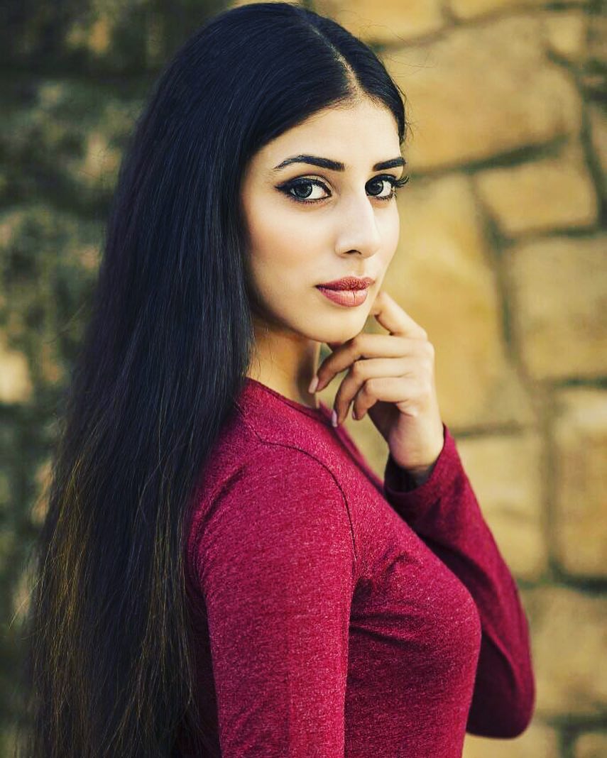 Jasmin Bajwa, Jasmin bajwa is an actress, known for мечта (2020), подходящий муж (2018) and doorbeen (2019)