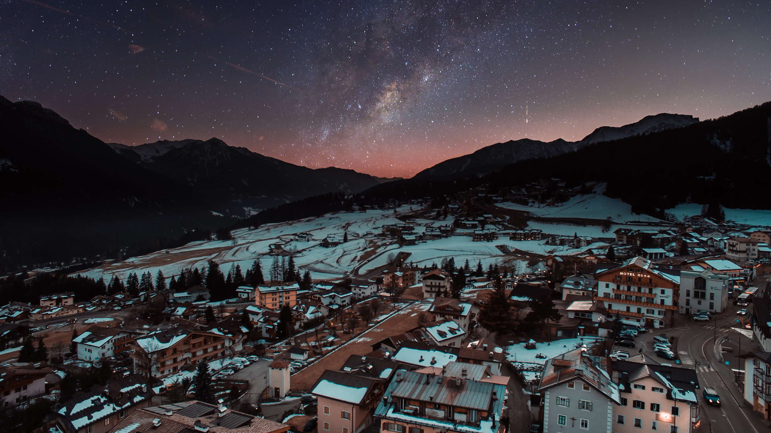 Mountain Town on Winter Night HD Wallpaper