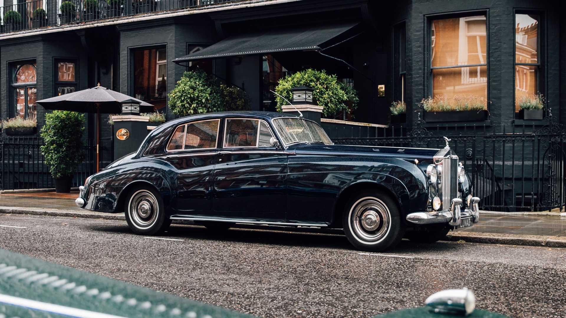 This Is The World's First Electric Classic Rolls Royce