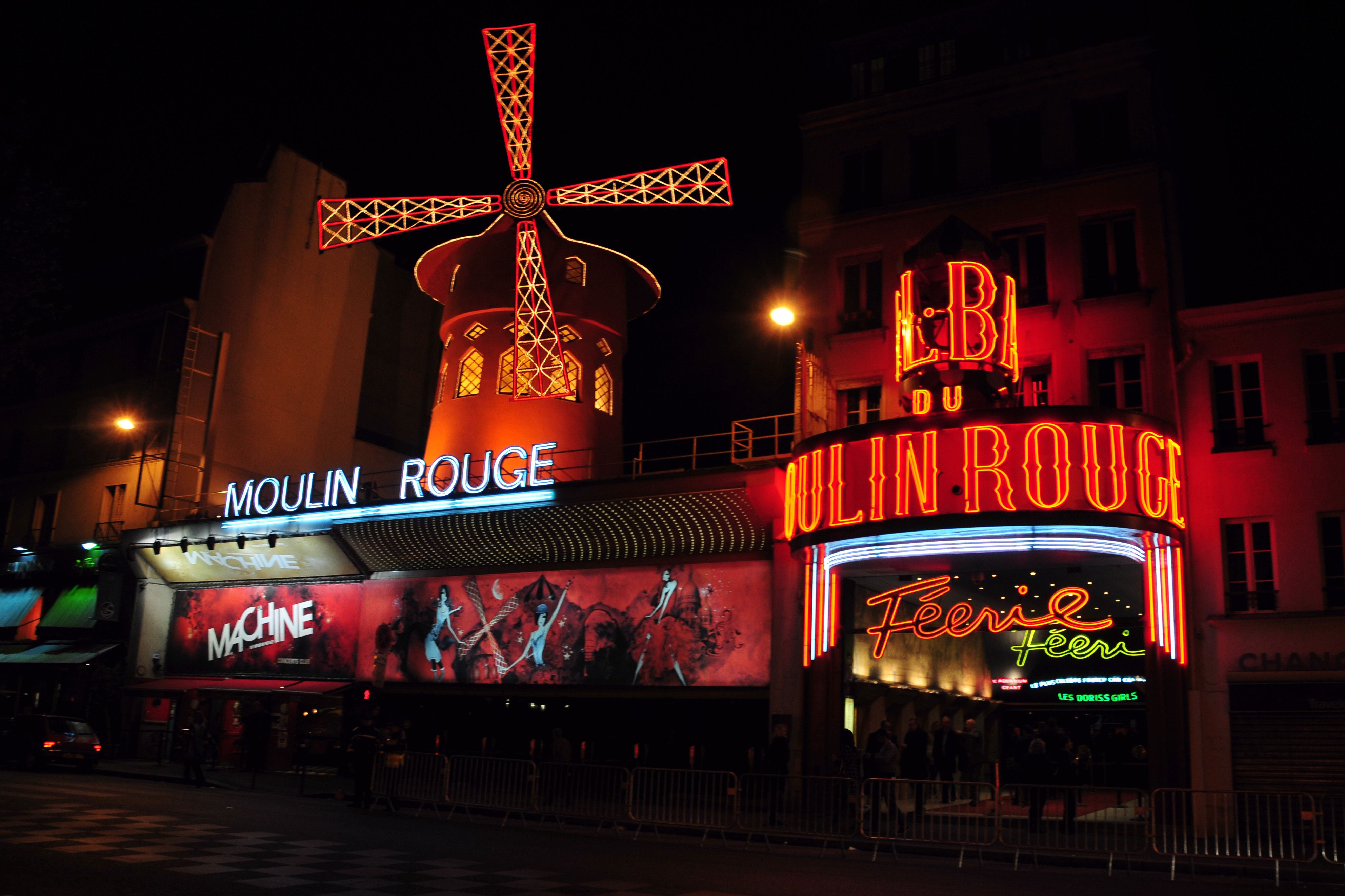 Moulin Rouge Wallpaper Free Moulin Rouge Background