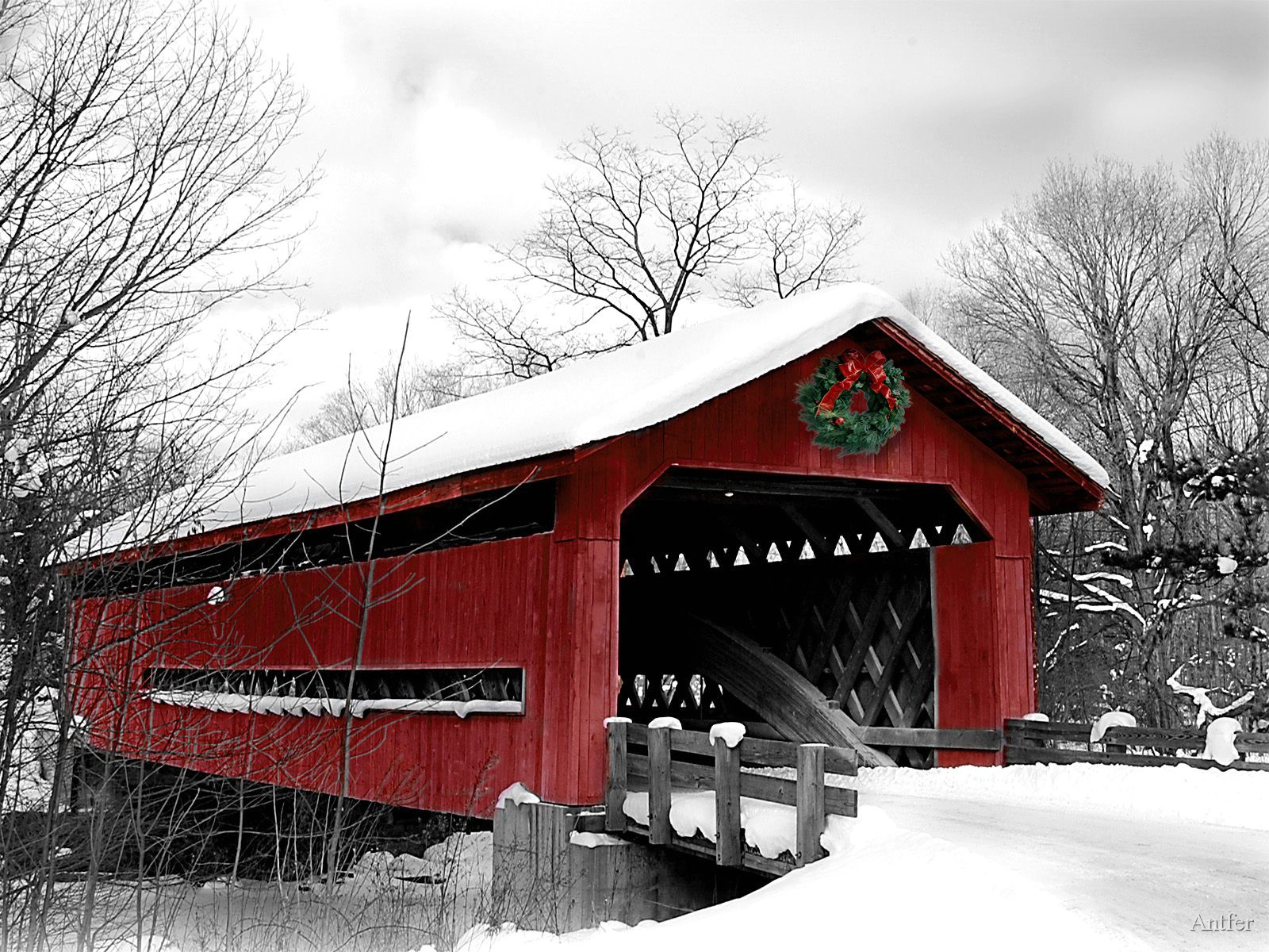 Winter Covered Bridge Wallpaper