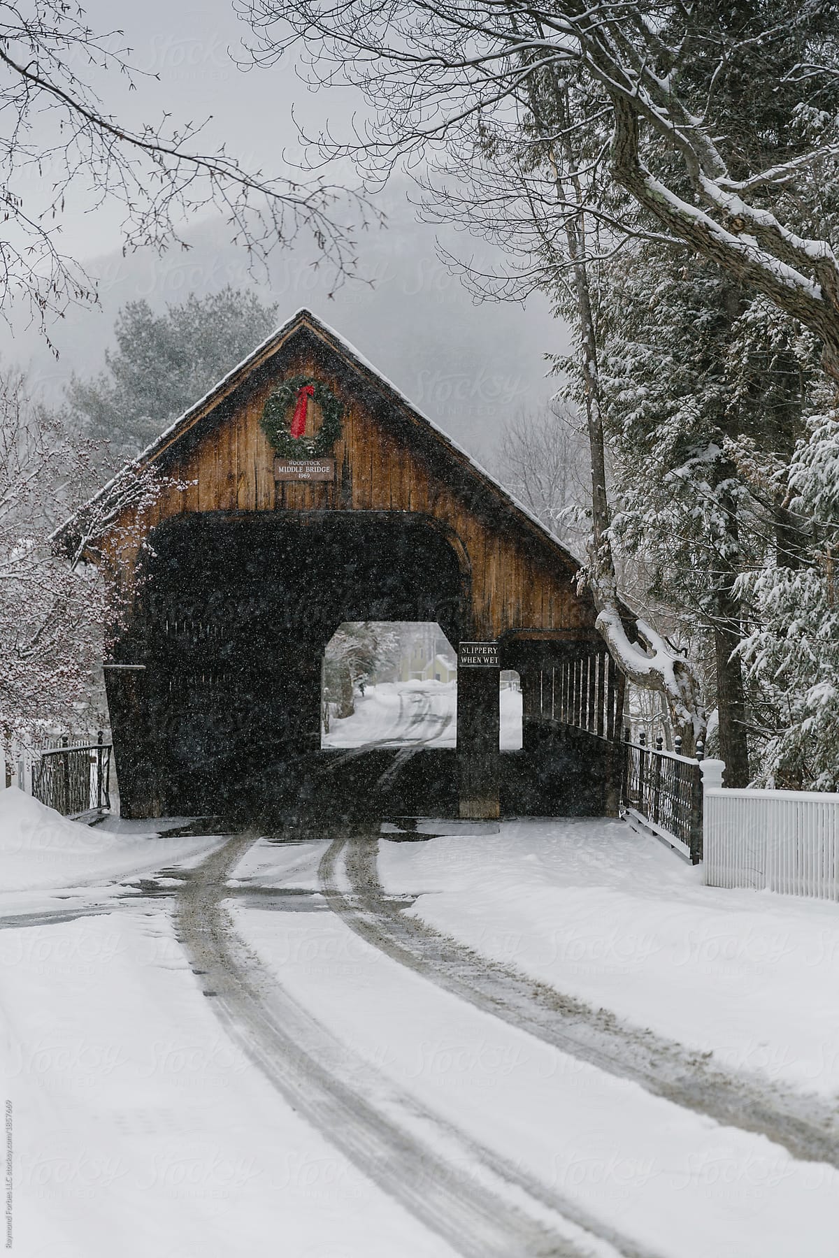 Snow Covered Bridge Wallpaper