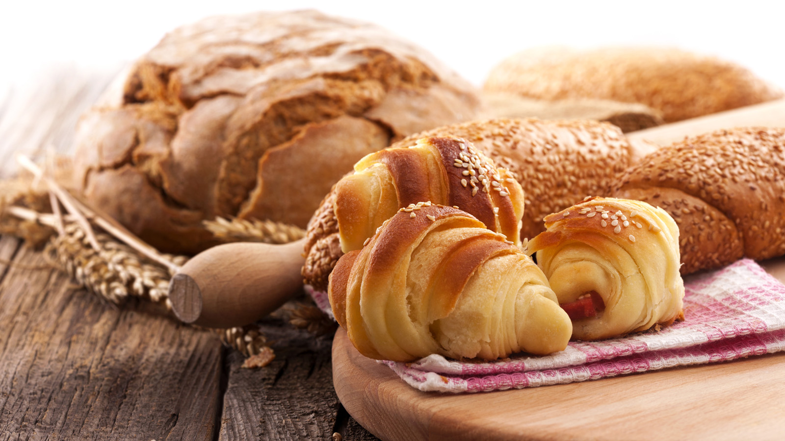 Free download Patisserie artisanale Jonzac [1600x900] for your Desktop, Mobile & Tablet. Explore Croissant Wallpaper. Croissant Wallpaper