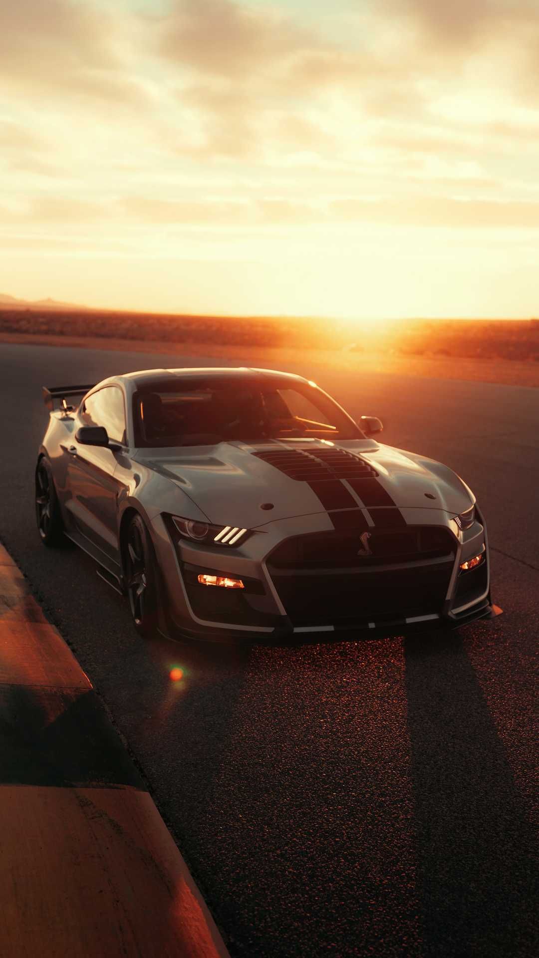 2020 Ford Mustang Gt500 iPhone Wallpaper