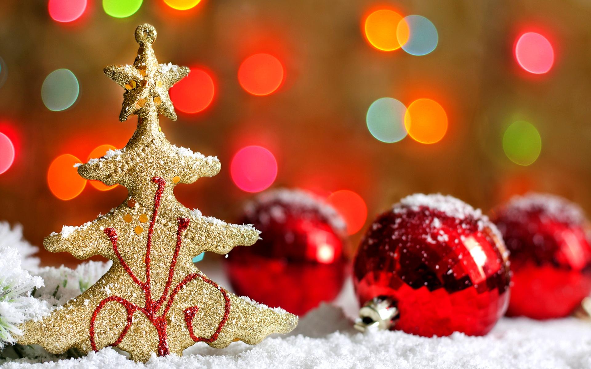 Christmas Ornaments Wallpaper
