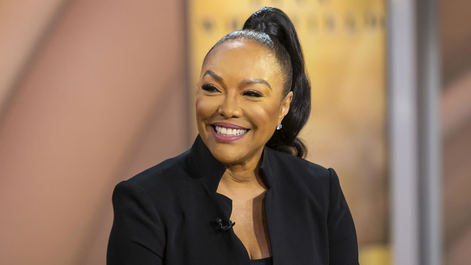 Lynn Whitfield dishes on new season of 'Greenleaf'