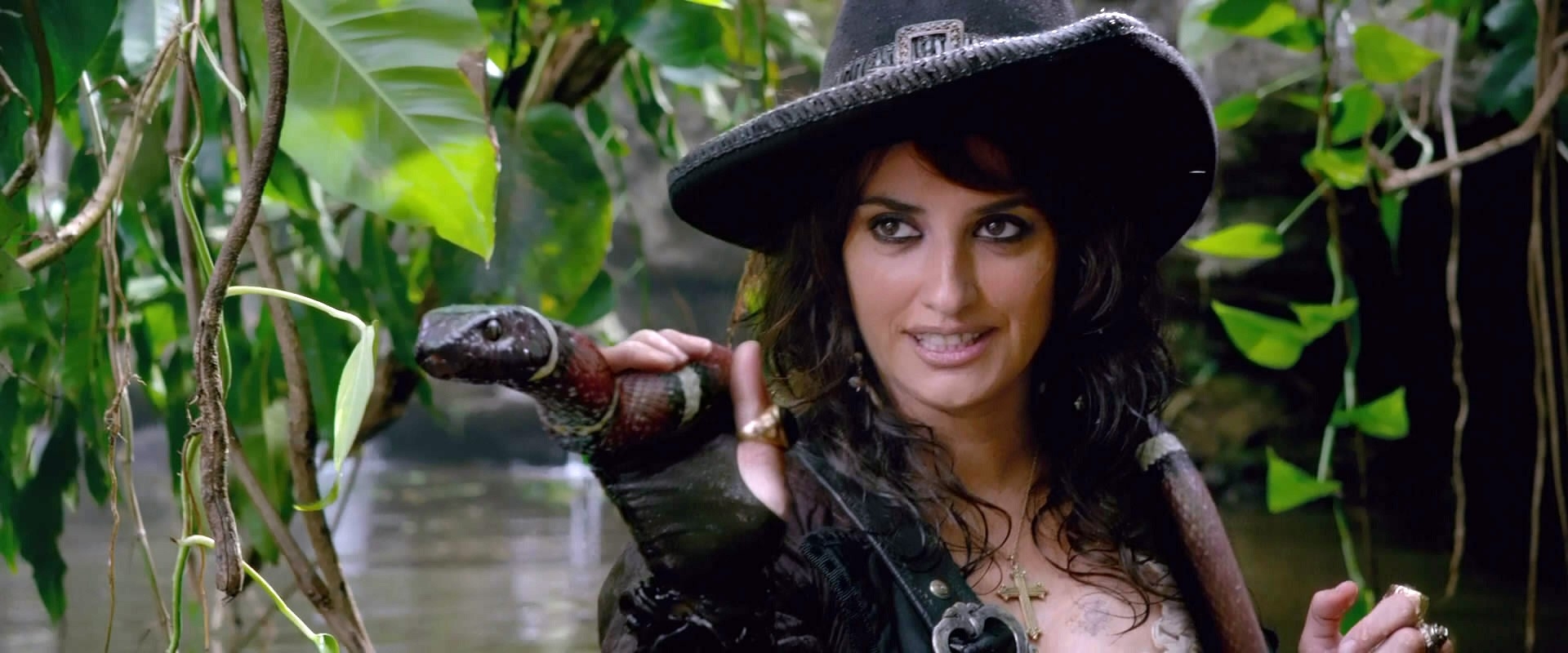 penelope cruz pirates of the caribbean pirates of the caribbean on stranger tides 1920x800 wallpa High Quality Wallpaper, High Definition Wallpaper